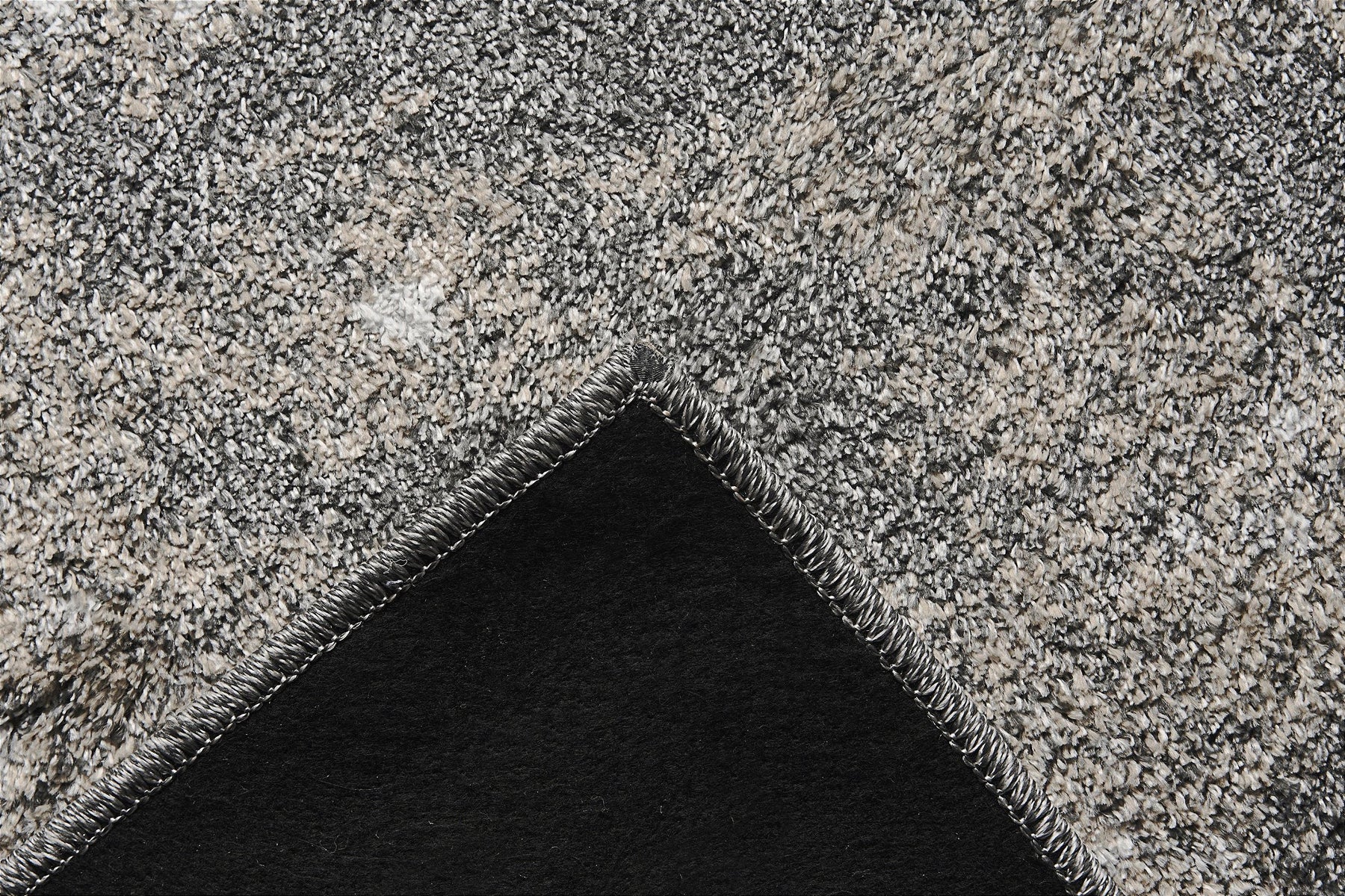 Tapete Classic Kauai Chumbo J. Serrano Extra Macio e Elegante